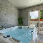 Дом отдыха In With Sauna
